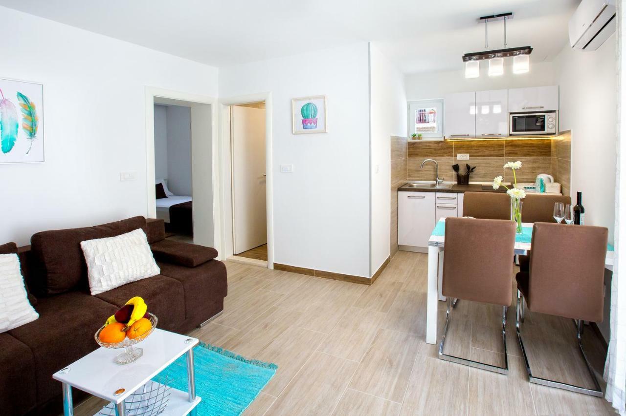 Apartment Nives In The City Center - Free Parking Split Exteriör bild